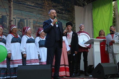 Депутаты Заксобрания поздравили жителей Усть-Кута с днем основания города